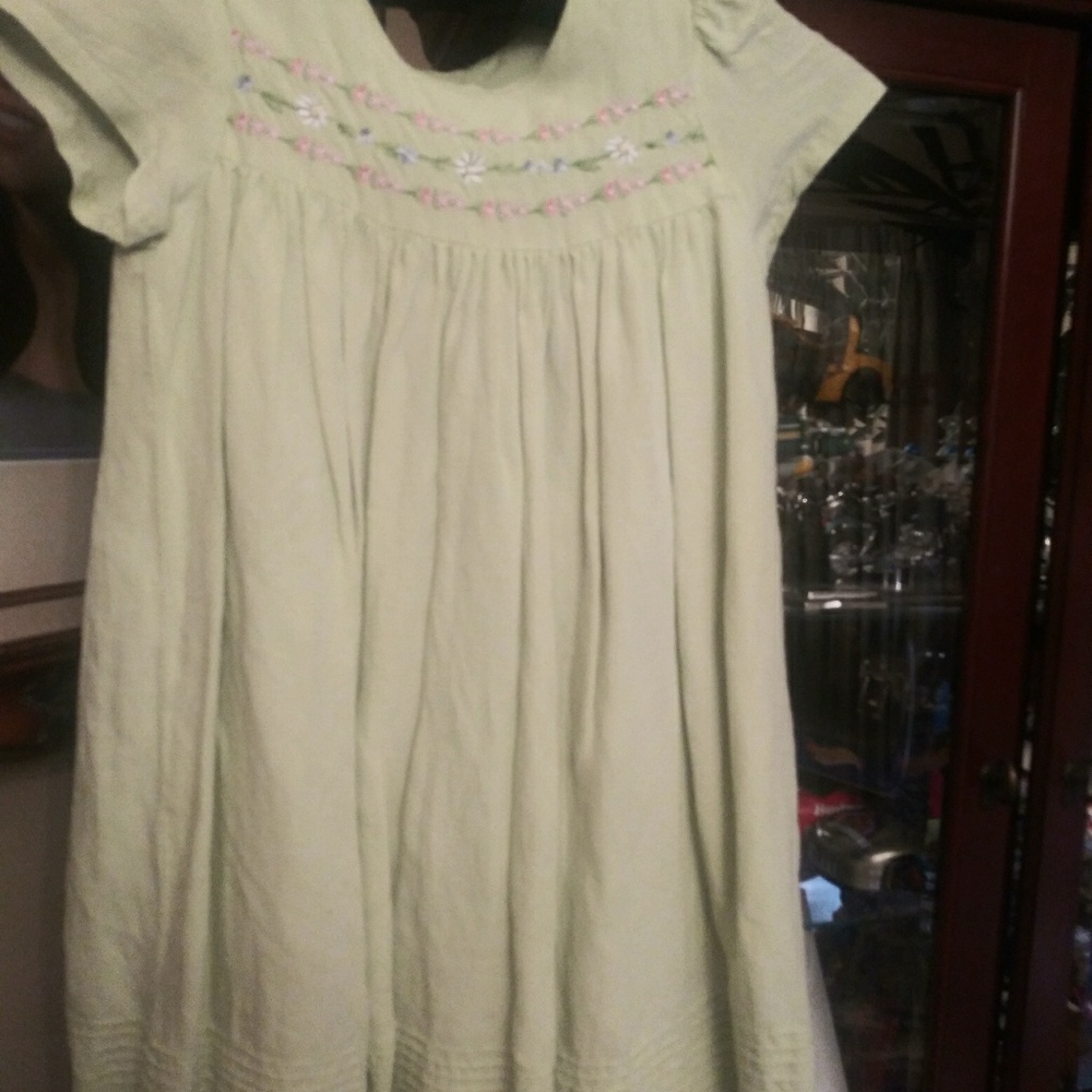 Good Lad of Philidelphia Linen embroidred dress 6